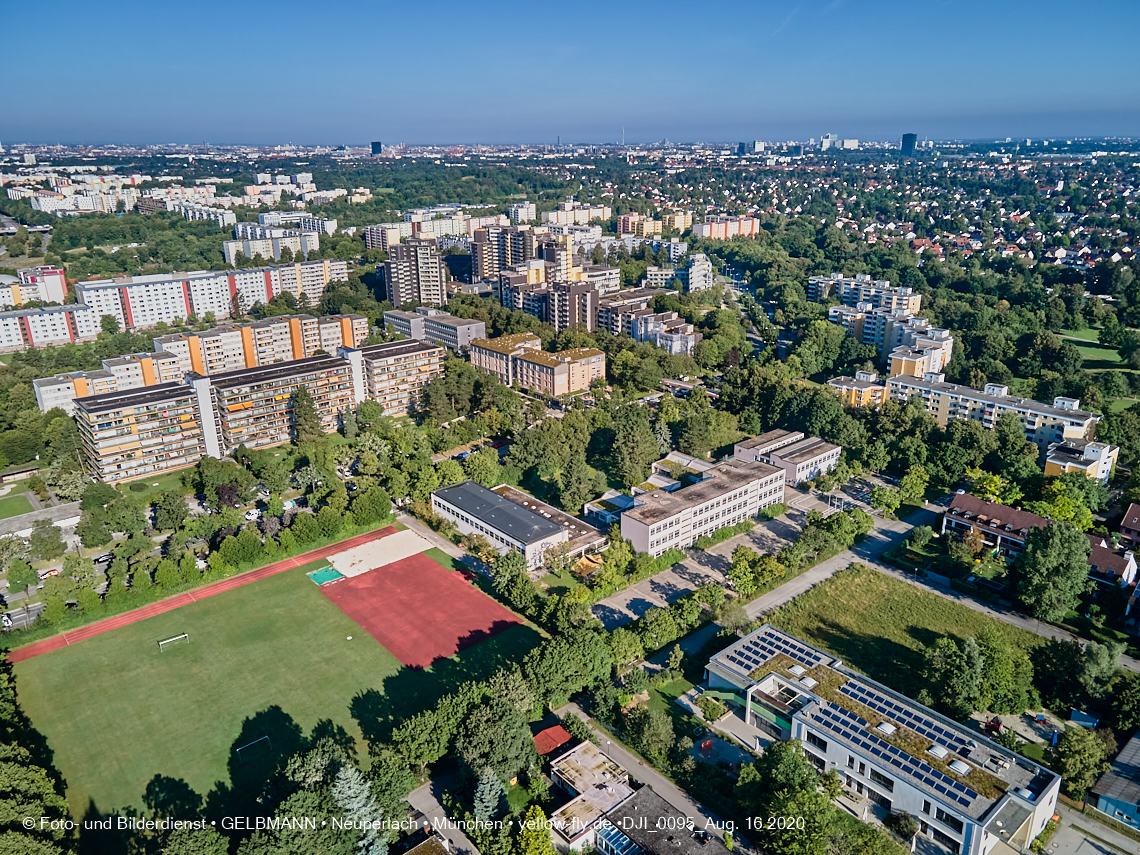 16.08.2020 - Baustelle zur Grundschule am Karl-Marx-Ring 52-62 in Neuperlach
