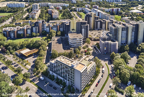 20.08.2020 - Marx-Zentrum und Karl-Marx-Ring 52-62 und Studentenwohnheim in Neuperlach