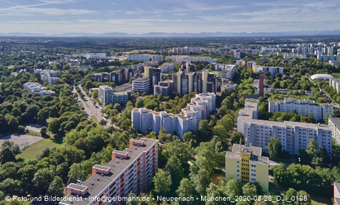 28.08.2020 - Marx-Zentrum, Studentenwohnheim, Wohnanlage Karl-Marx-Ring 52-62, KMR 53-57c Umgebung