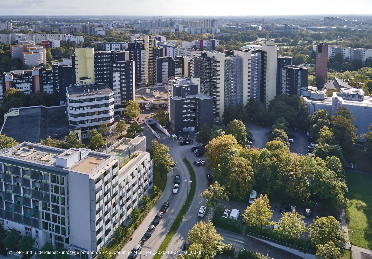 01.01.2020 - Marx-Zentrum und Karl-Marx-Ring 52-62 und Studentenwohnheim in Neuperlach
