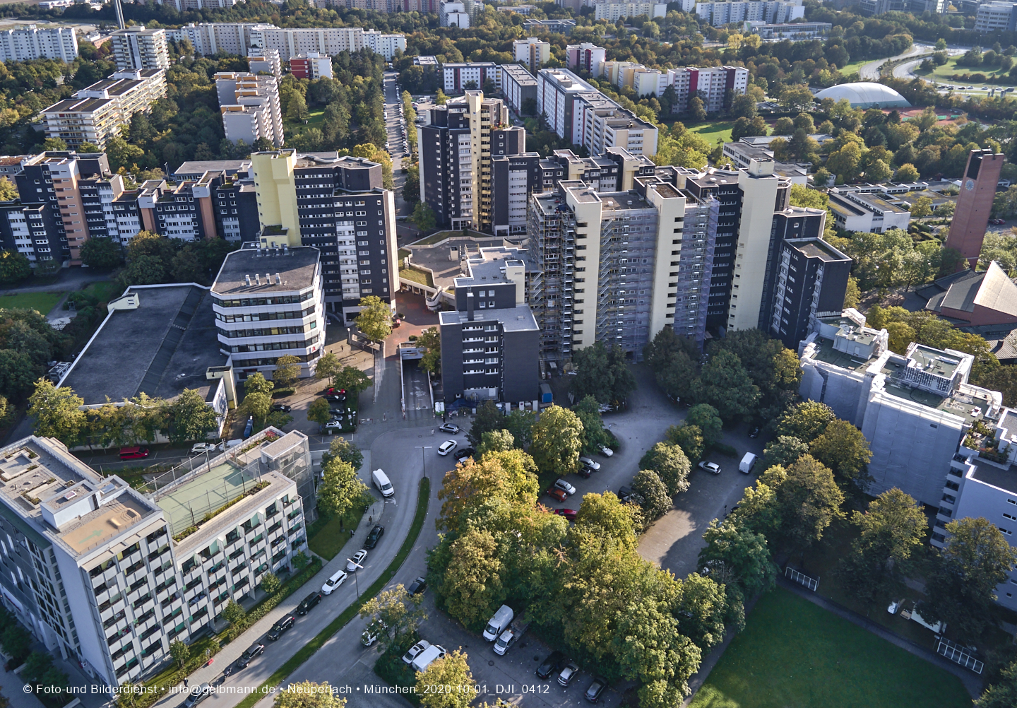 01.01.2020 - Marx-Zentrum und Karl-Marx-Ring 52-62 und Studentenwohnheim in Neuperlach
