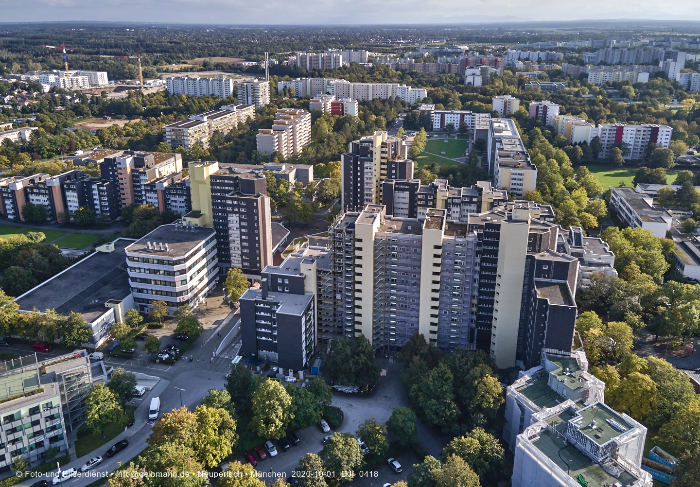 01.01.2020 - Marx-Zentrum und Karl-Marx-Ring 52-62 und Studentenwohnheim in Neuperlach