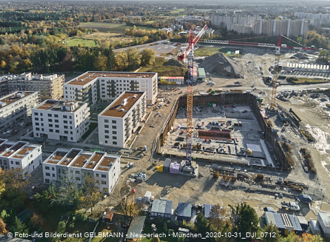 31.10.2020 - DEMOS-Baustelle und BayernHeim-Baustelle Alexiqauartier in Neuperlach