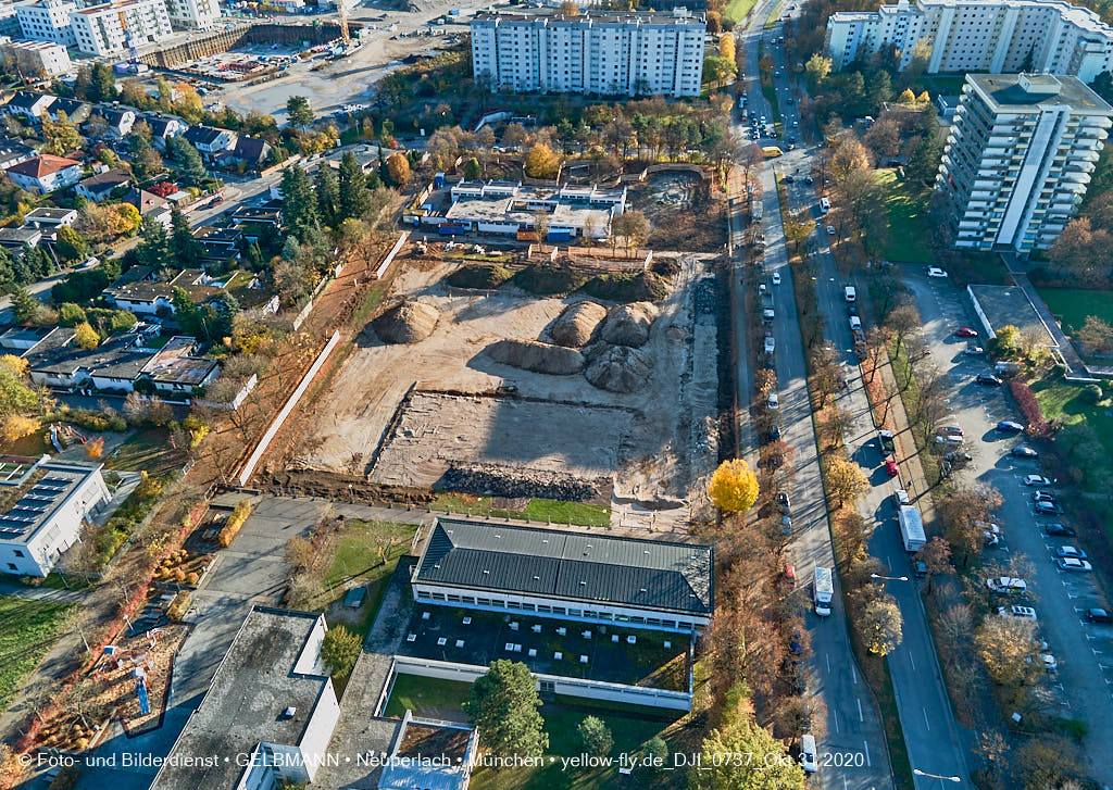 31.10.2020 - Grundschule am Karl-Marx-Ring von Oben in Neuperlach