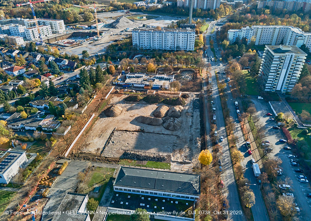 31.10.2020 - Grundschule am Karl-Marx-Ring von Oben in Neuperlach