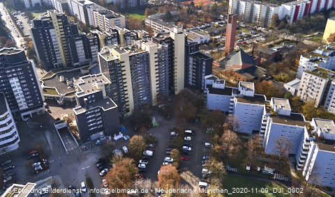 09.11.2020 - Marx-Zentrum und Karl-Marx-Ring 52-62 und Studentenwohnheim in Neuperlach