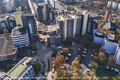 09.11.2020 - Marx-Zentrum und Karl-Marx-Ring 52-62 und Studentenwohnheim in Neuperlach