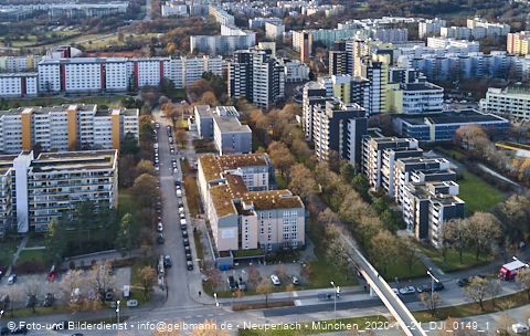21.11.2020 - Marx-Zentrum und Karl-Marx-Ring 52-62 und Studentenwohnheim in Neuperlach