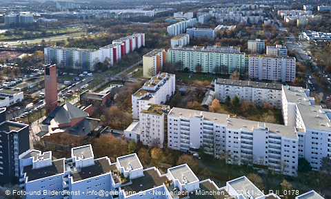 21.11.2020 - Marx-Zentrum und Karl-Marx-Ring 52-62 und Studentenwohnheim in Neuperlach
