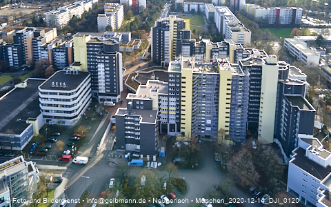 14.12.2020 - Marx-Zentrum und Karl-Marx-Ring 52-62 und Studentenwohnheim in Neuperlach