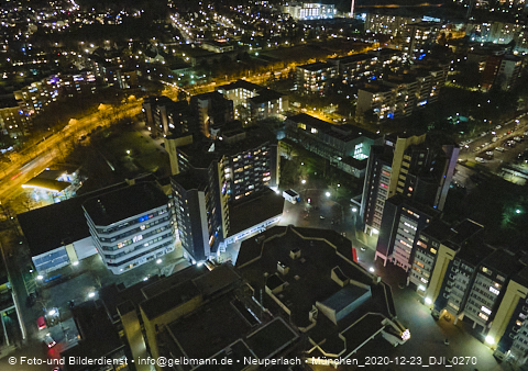 23.12.2020 - Marx-Zentrum und Karl-Marx-Ring 52-62 und Studentenwohnheim in Neuperlach