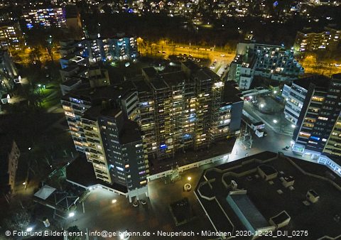23.12.2020 - Marx-Zentrum und Karl-Marx-Ring 52-62 und Studentenwohnheim in Neuperlach