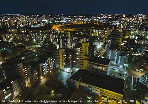 23.12.2020 - Marx-Zentrum und Karl-Marx-Ring 52-62 und Studentenwohnheim in Neuperlach