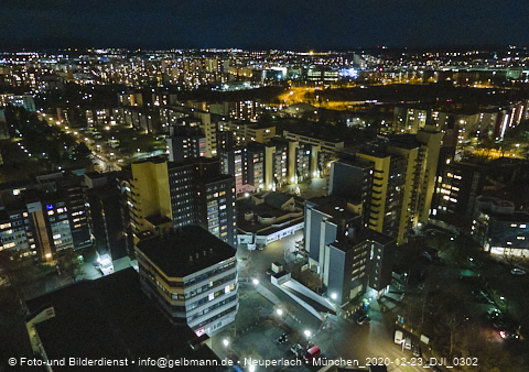 23.12.2020 - Marx-Zentrum und Karl-Marx-Ring 52-62 und Studentenwohnheim in Neuperlach
