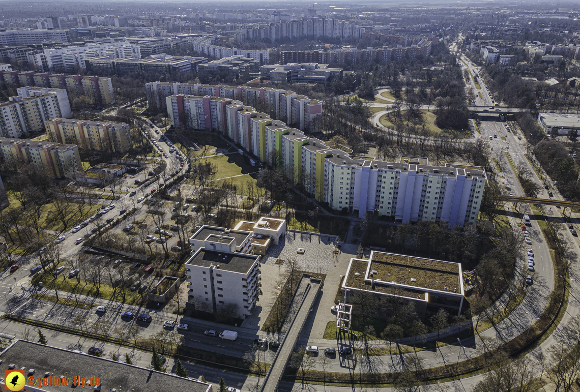 01.03.2021 - Neuperlach mit Quiddezentrum dem Ostpark und Festspielhaus