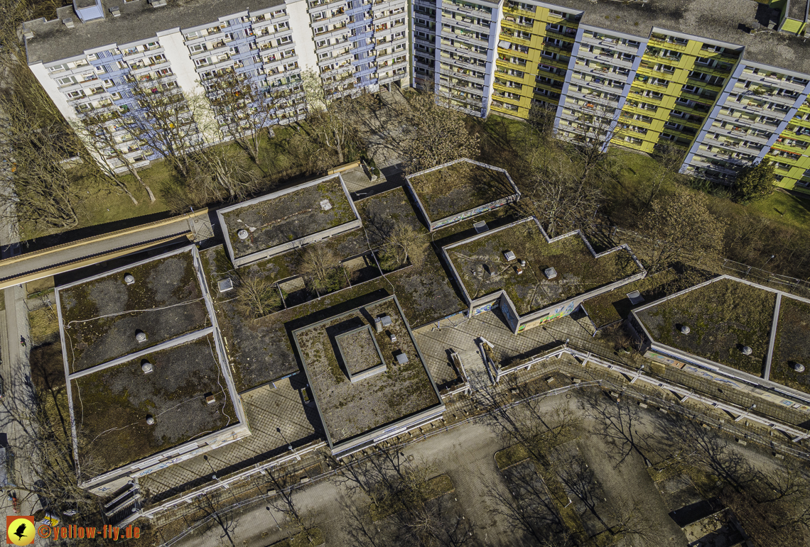01.03.2021 - Neuperlach mit Quiddezentrum dem Ostpark und Festspielhaus