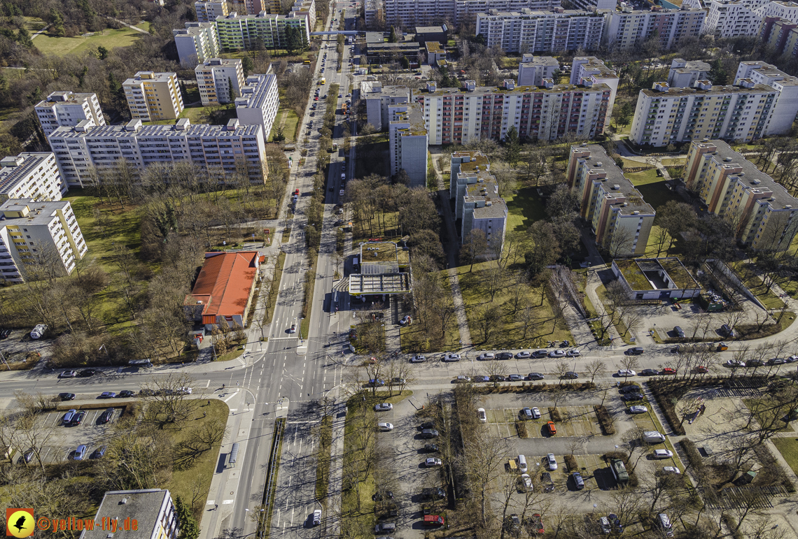 01.03.2021 - Neuperlach mit Quiddezentrum dem Ostpark und Festspielhaus