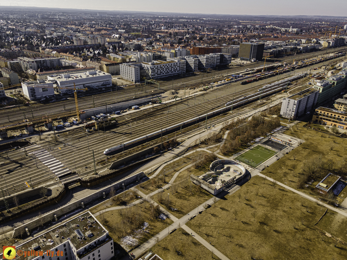 06.03.2021 - Paketposthalle und Hirschgarten