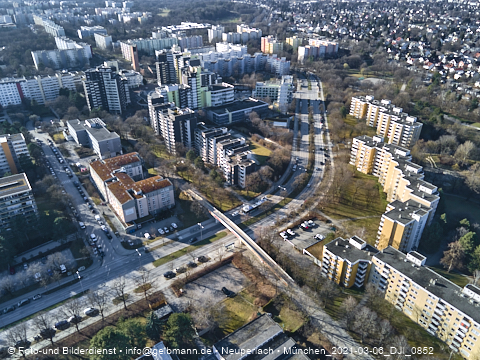 06.03.2021 - Marx-Zentrum und Karl-Marx-Ring 52-62 und Studentenwohnheim in Neuperlach