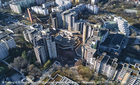 06.03.2021 - Marx-Zentrum und Karl-Marx-Ring 52-62 und Studentenwohnheim in Neuperlach
