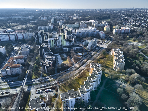 06.03.2021 - Marx-Zentrum und Karl-Marx-Ring 52-62 und Studentenwohnheim in Neuperlach