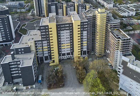 30.04.2021 - Marx-Zentrum und Karl-Marx-Ring 52-62 und Studentenwohnheim in Neuperlach