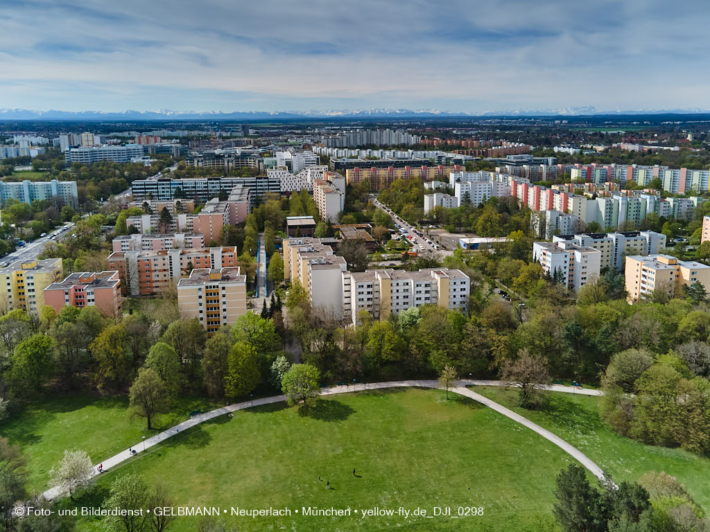 04.05.2021 - Quiddestrasse - Ecke Albert-Schweitzer-Strasse-in-Neuperlach
