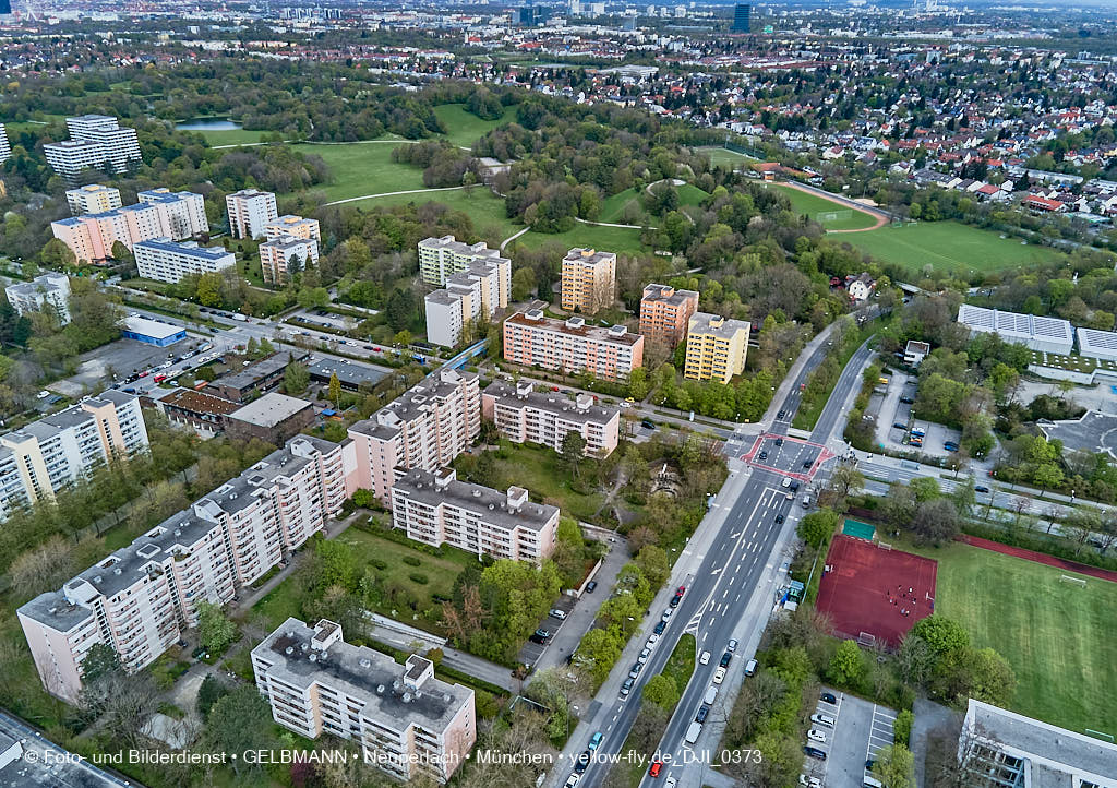 04.05.2021 - Quiddestrasse - Ecke Albert-Schweitzer-Strasse-in-Neuperlach