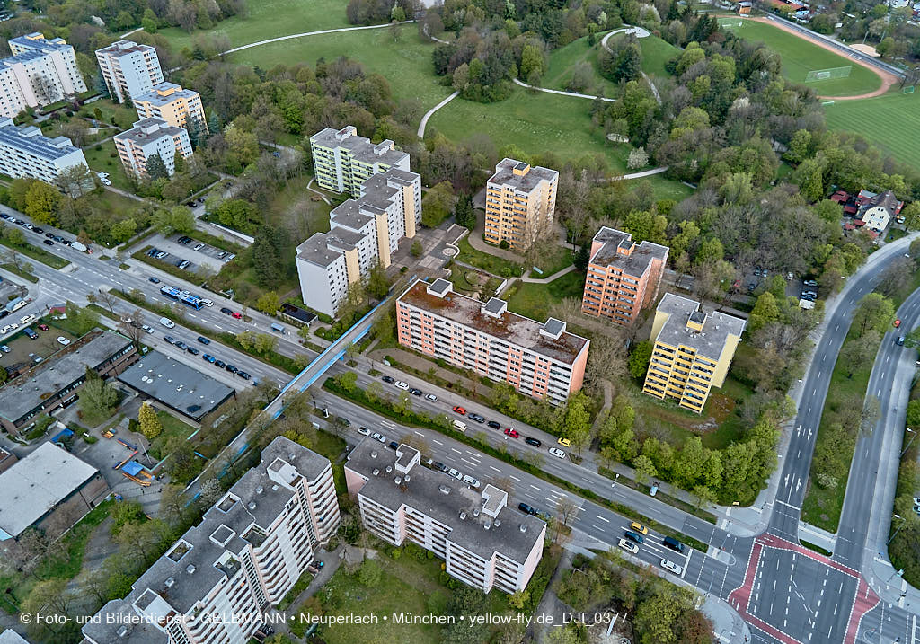 04.05.2021 - Quiddestrasse - Ecke Albert-Schweitzer-Strasse-in-Neuperlach