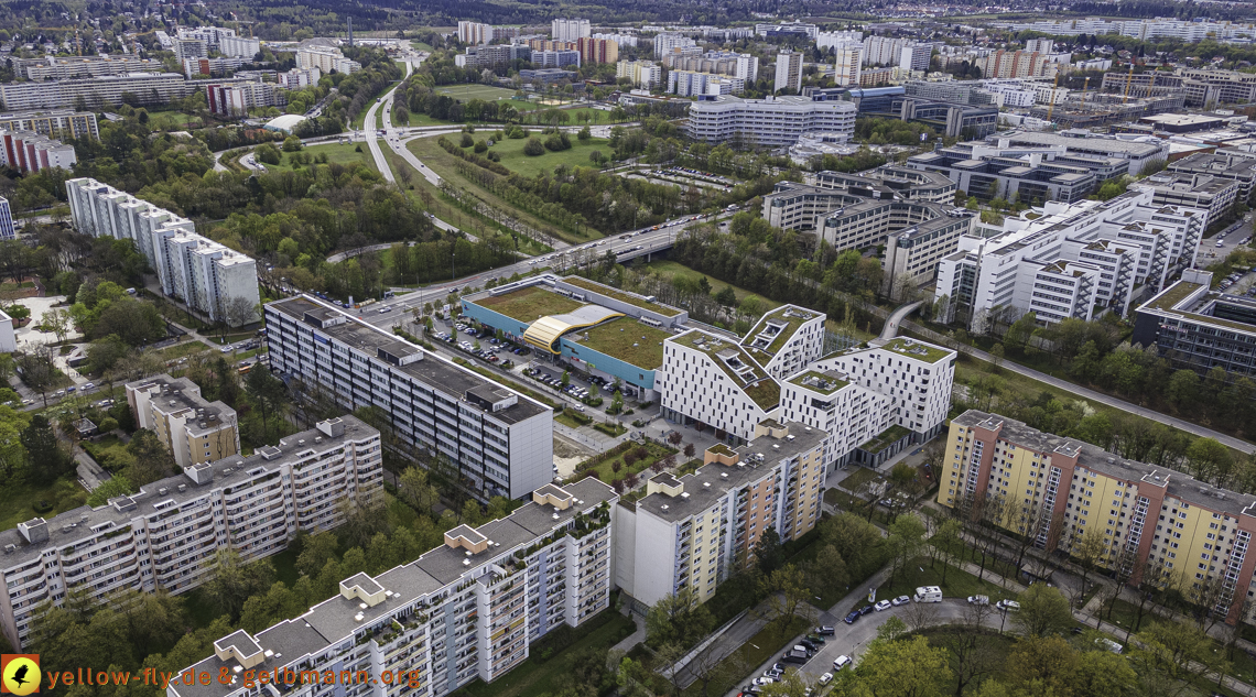 04.05.2021 - Plettzentrum mit Neubau Montessori Schule und Wohnring Neuperlach