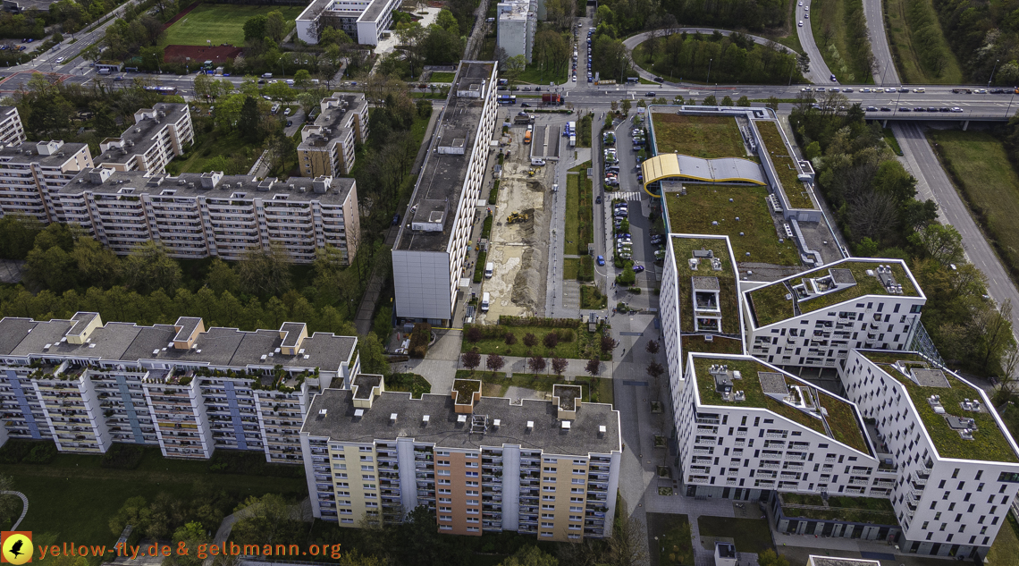 04.05.2021 - Plettzentrum mit Neubau Montessori Schule und Wohnring Neuperlach