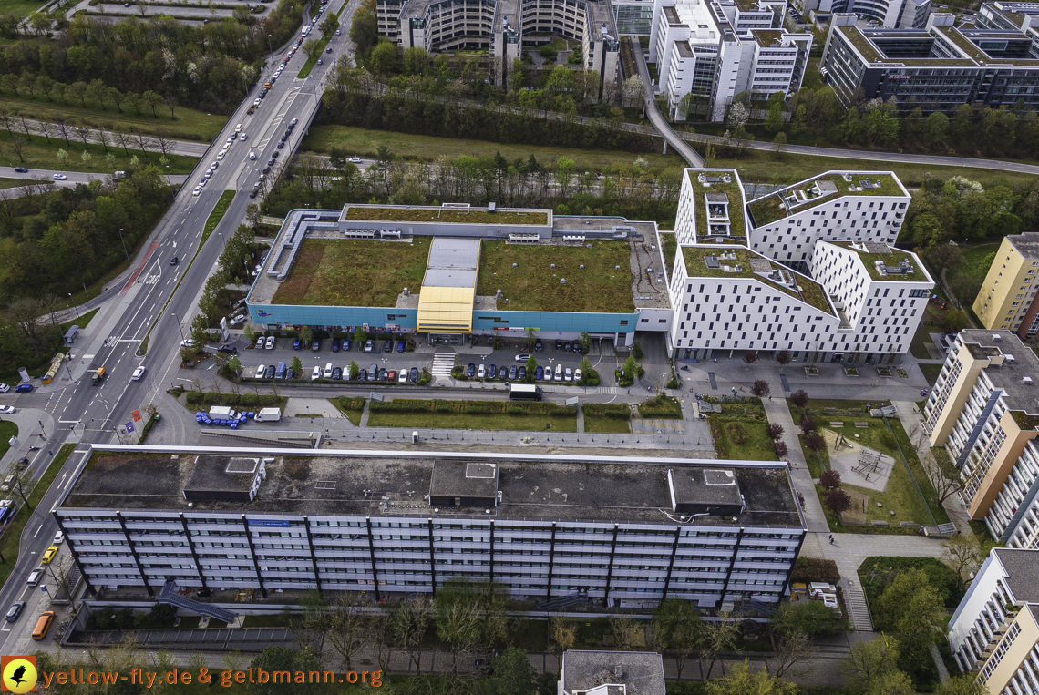 04.05.2021 - Plettzentrum mit Neubau Montessori Schule und Wohnring Neuperlach