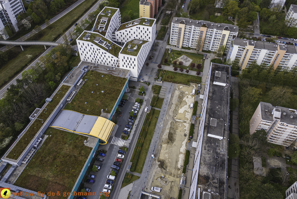 04.05.2021 - Plettzentrum mit Neubau Montessori Schule und Wohnring Neuperlach