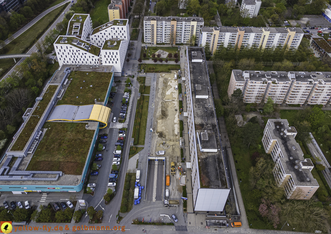 04.05.2021 - Plettzentrum mit Neubau Montessori Schule und Wohnring Neuperlach