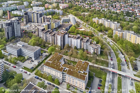 08.05.2021 - Marx-Zentrum und Karl-Marx-Ring 52-62 und Studentenwohnheim in Neuperlach
