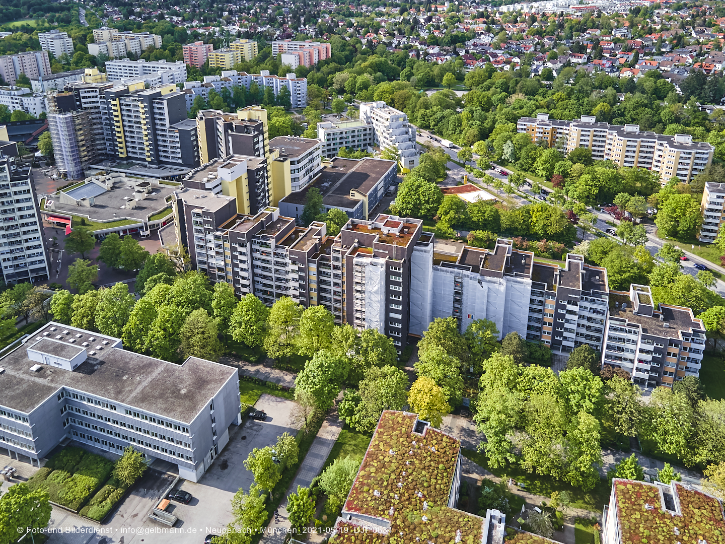 19.05.2021 - Großsanierung im Marx-Zentrum und kleine Sanierung am Karl-Marx-Ring 52-62