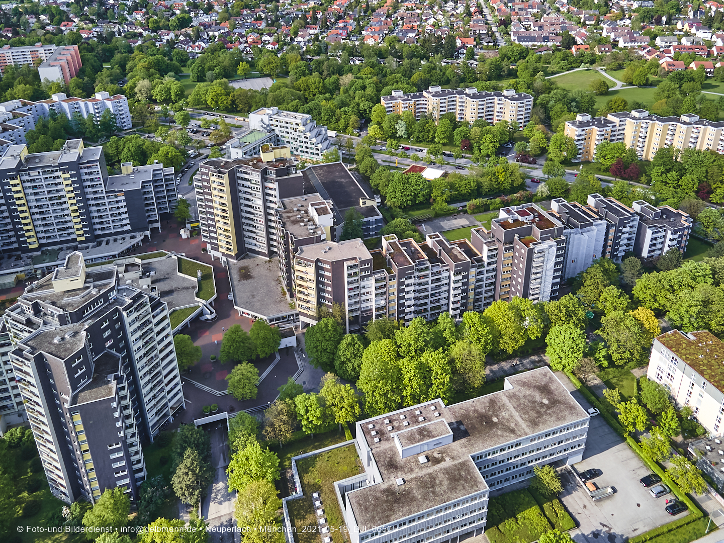 19.05.2021 - Großsanierung im Marx-Zentrum und kleine Sanierung am Karl-Marx-Ring 52-62