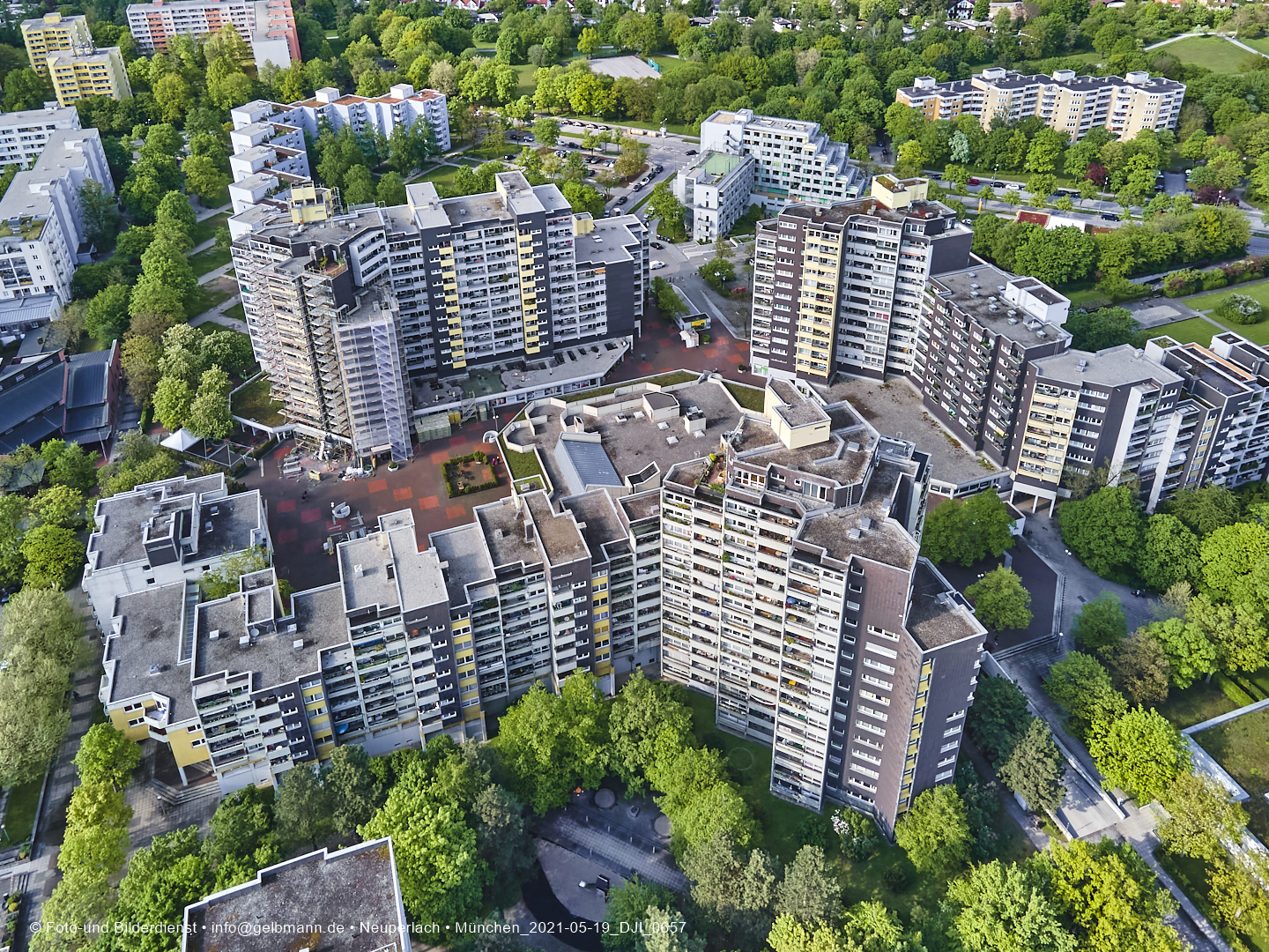 19.05.2021 - Großsanierung im Marx-Zentrum und kleine Sanierung am Karl-Marx-Ring 52-62