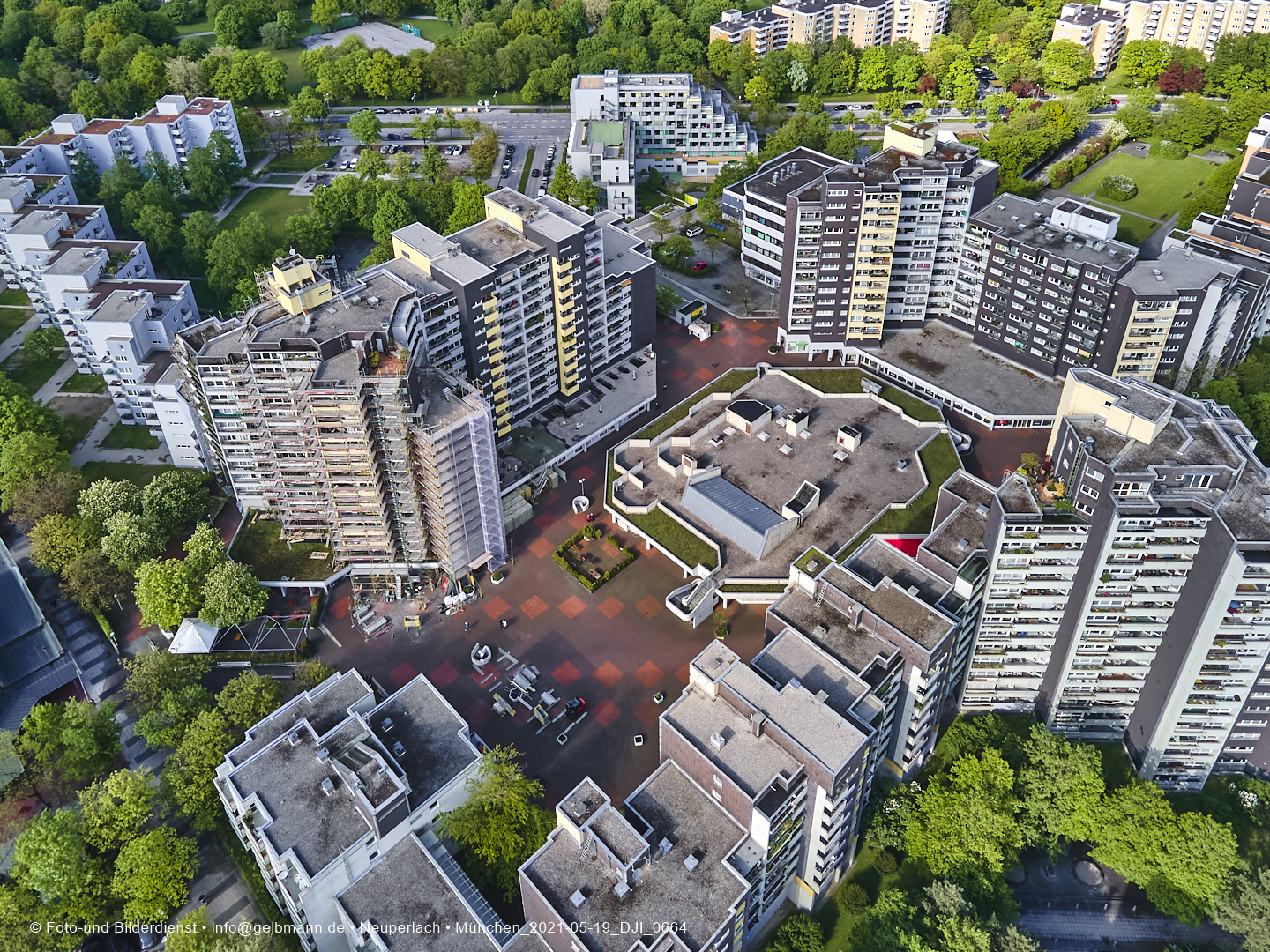 19.05.2021 - Großsanierung im Marx-Zentrum und kleine Sanierung am Karl-Marx-Ring 52-62