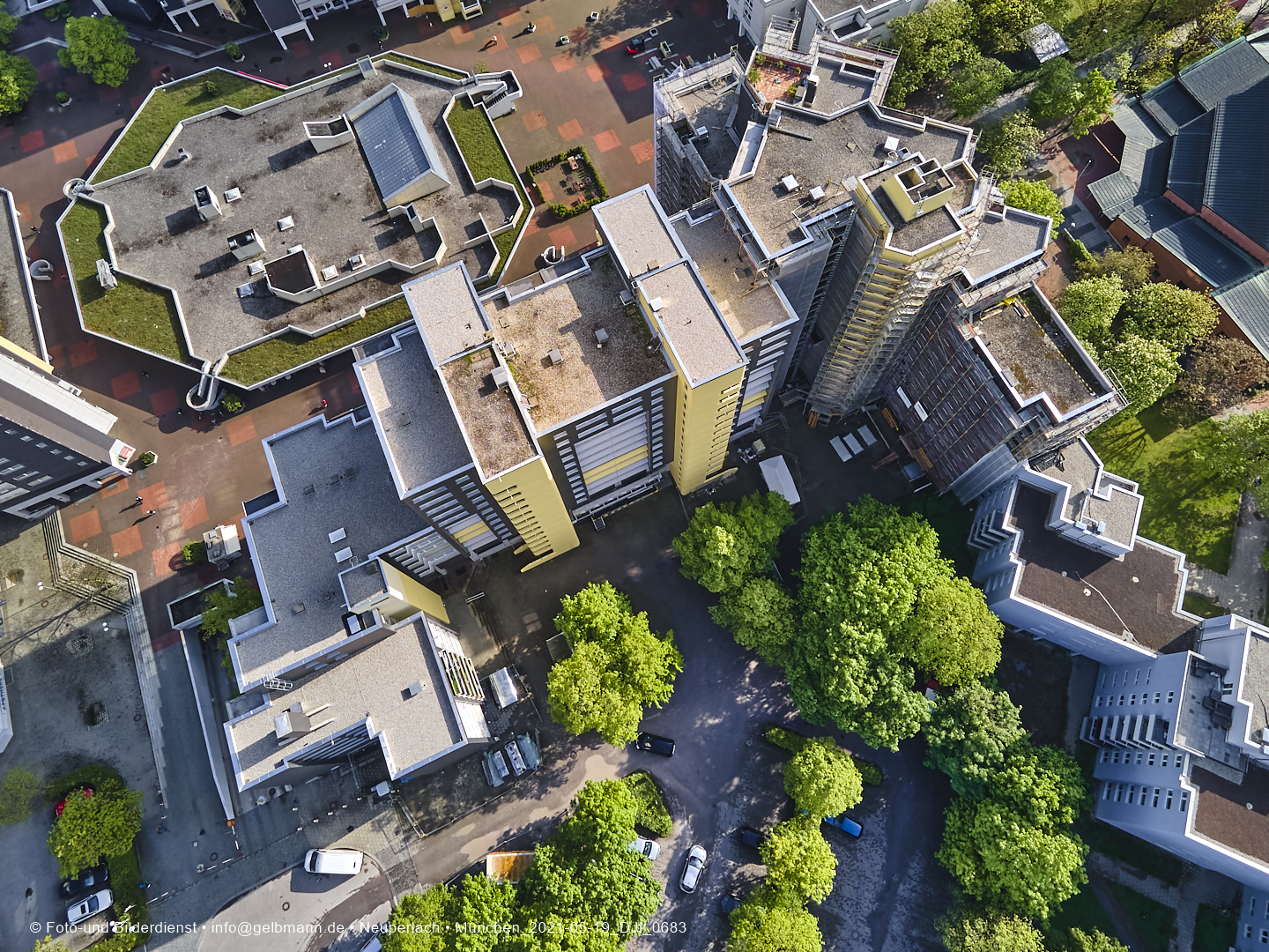 19.05.2021 - Großsanierung im Marx-Zentrum und kleine Sanierung am Karl-Marx-Ring 52-62