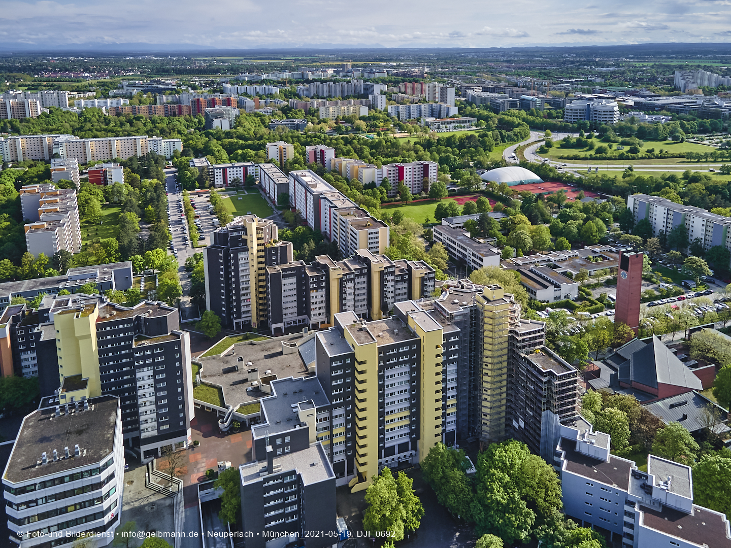 19.05.2021 - Großsanierung im Marx-Zentrum und kleine Sanierung am Karl-Marx-Ring 52-62