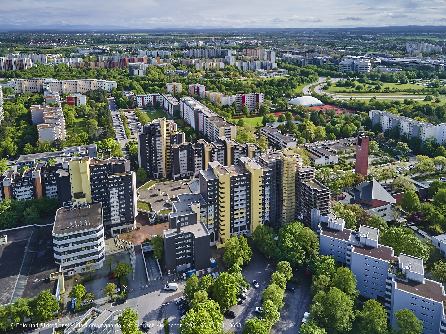 19.05.2021 - Großsanierung im Marx-Zentrum und kleine Sanierung am Karl-Marx-Ring 52-62