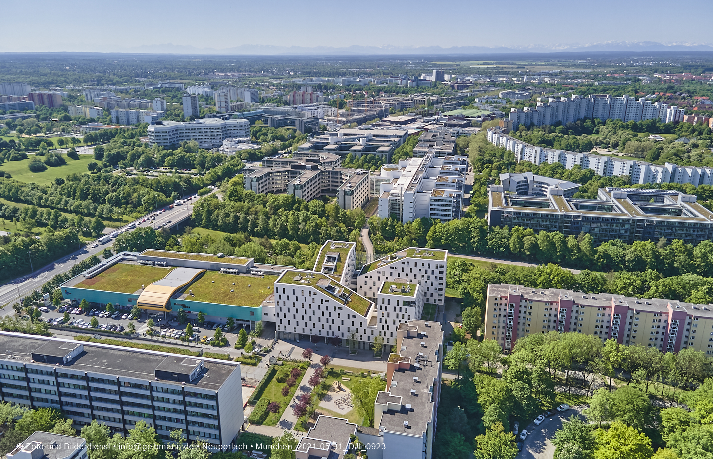 31.05.2021 - Plettzentrum und Wohnring in Neuperlach