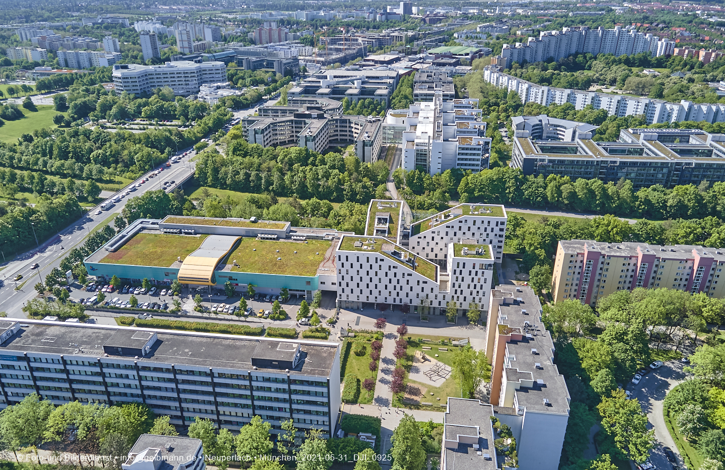 31.05.2021 - Plettzentrum und Wohnring in Neuperlach
