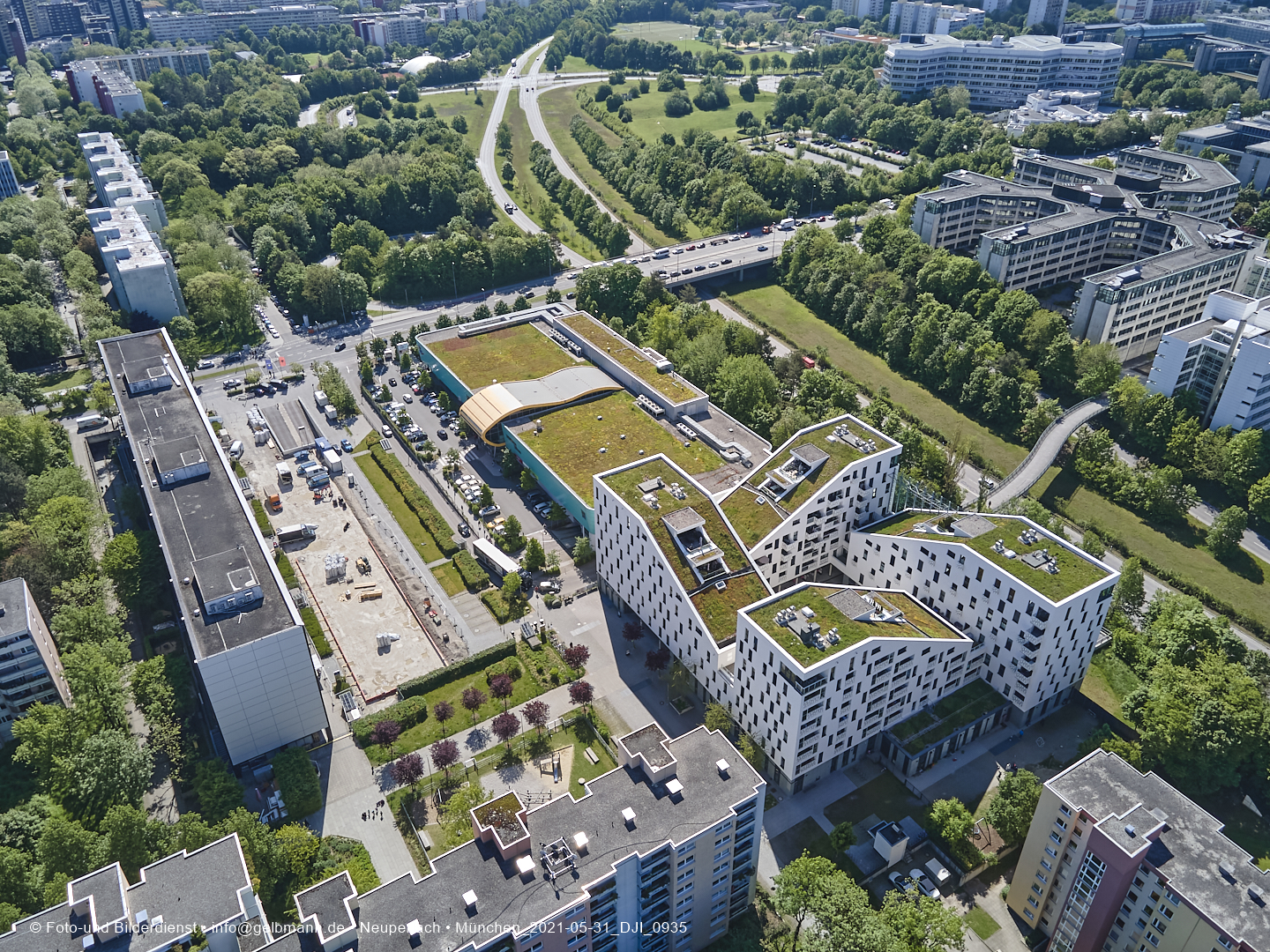 31.05.2021 - Plettzentrum und Wohnring in Neuperlach