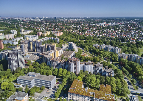 31.05.2021 - Marx-Zentrum und Karl-Marx-Ring 52-62 und Studentenwohnheim in Neuperlach