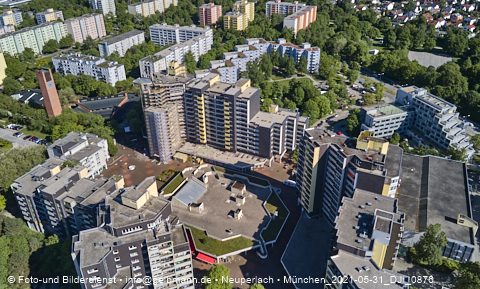 31.05.2021 - Marx-Zentrum und Karl-Marx-Ring 52-62 und Studentenwohnheim in Neuperlach