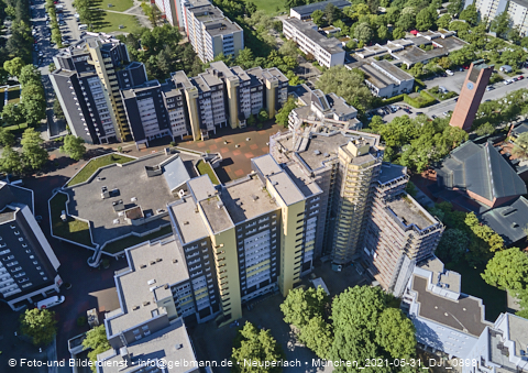 31.05.2021 - Marx-Zentrum und Karl-Marx-Ring 52-62 und Studentenwohnheim in Neuperlach