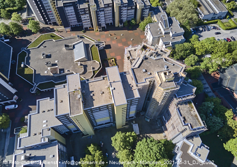 31.05.2021 - Marx-Zentrum und Karl-Marx-Ring 52-62 und Studentenwohnheim in Neuperlach