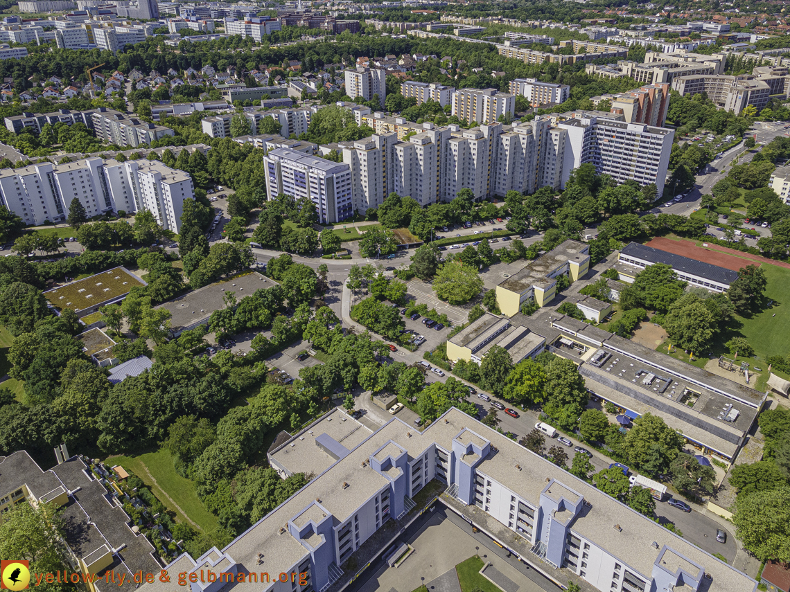 28.06.2021 - Kafka-Oskar-PerlachPlaza-Annette